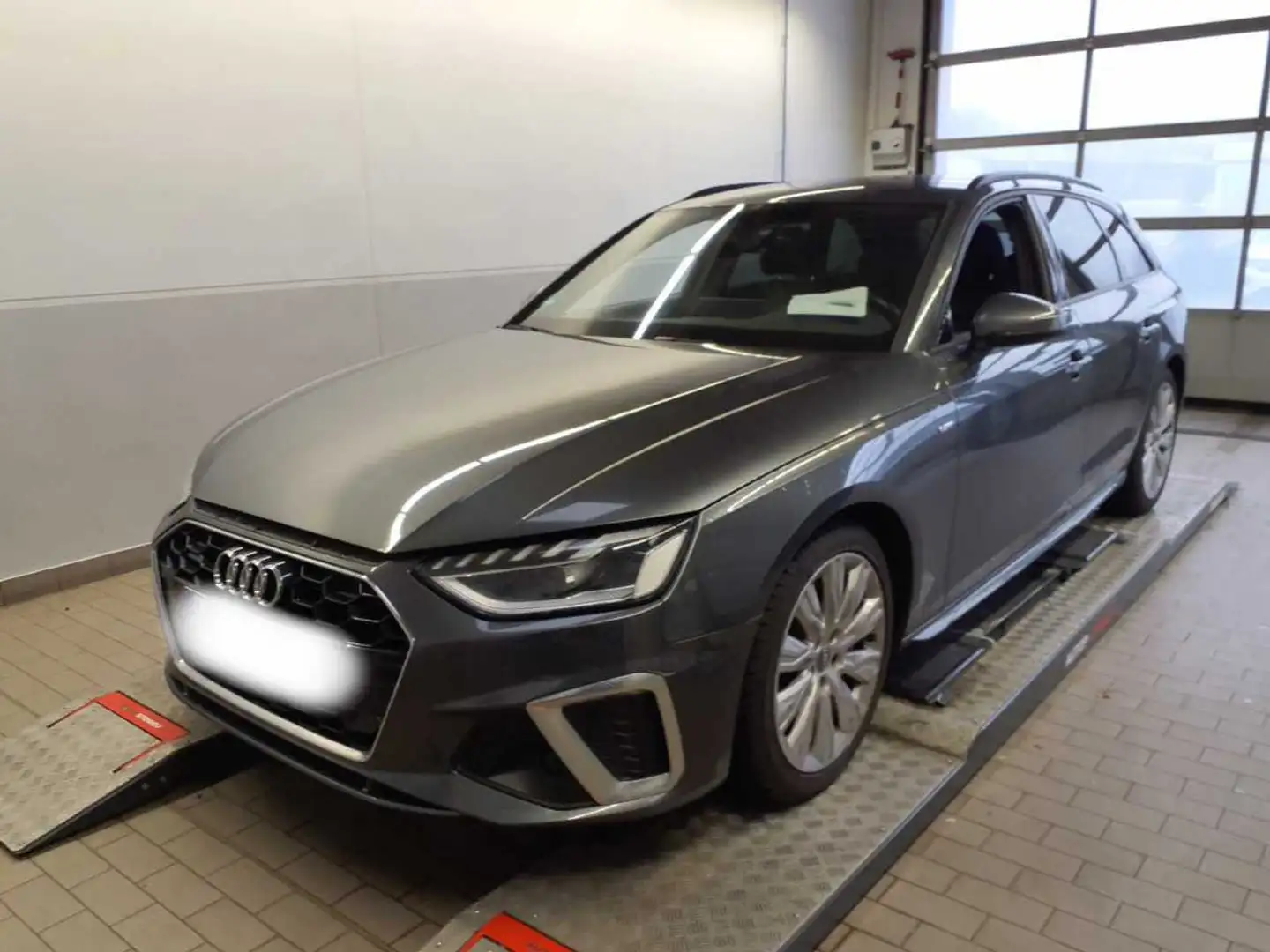 Audi A4 S line 40 TFSI quattro S-tronic +MATRIX Grau - 2