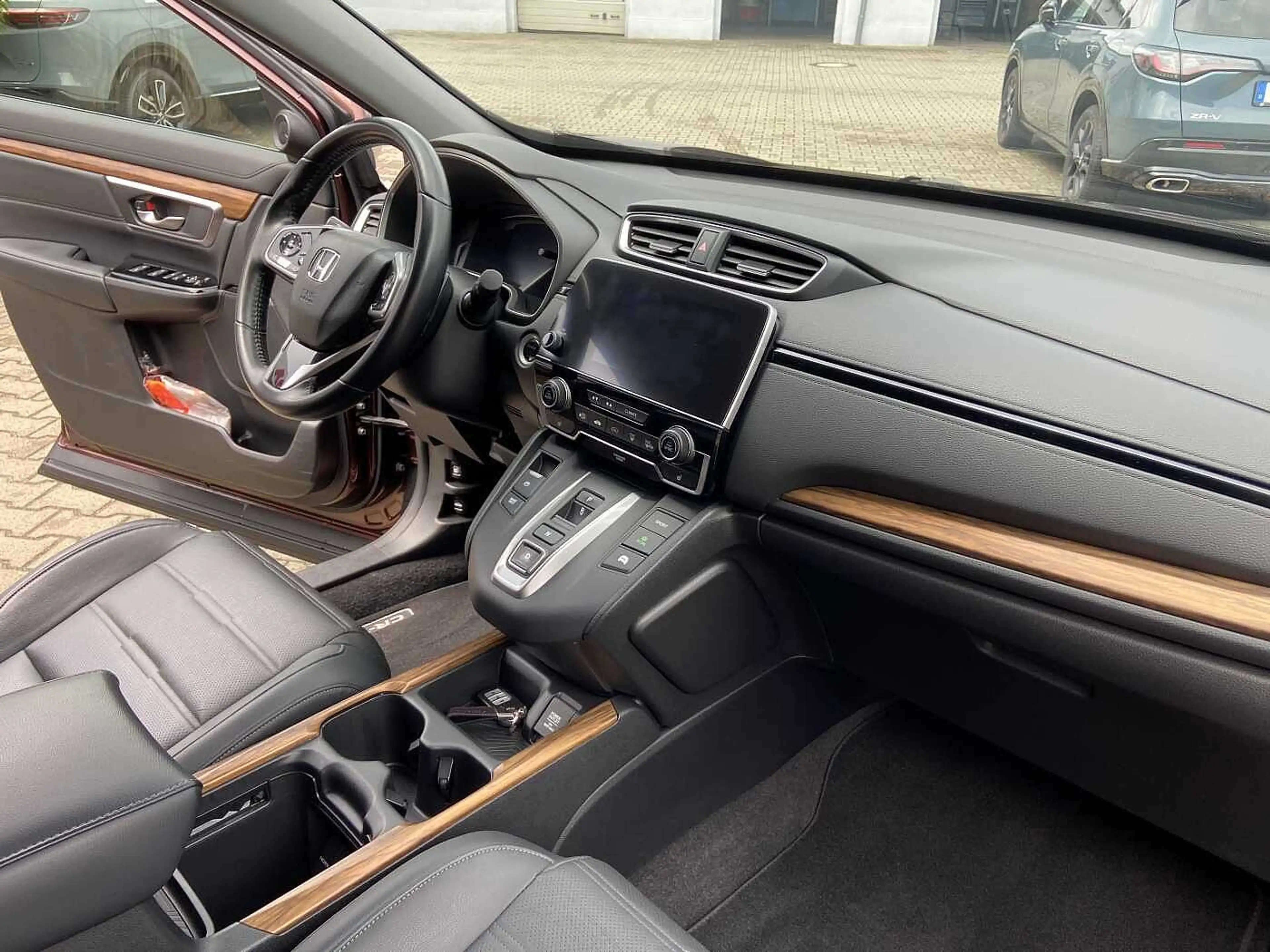 Honda CR-V Hybrid 2.0 i-MMD 2WD Lifestyle — photo 13