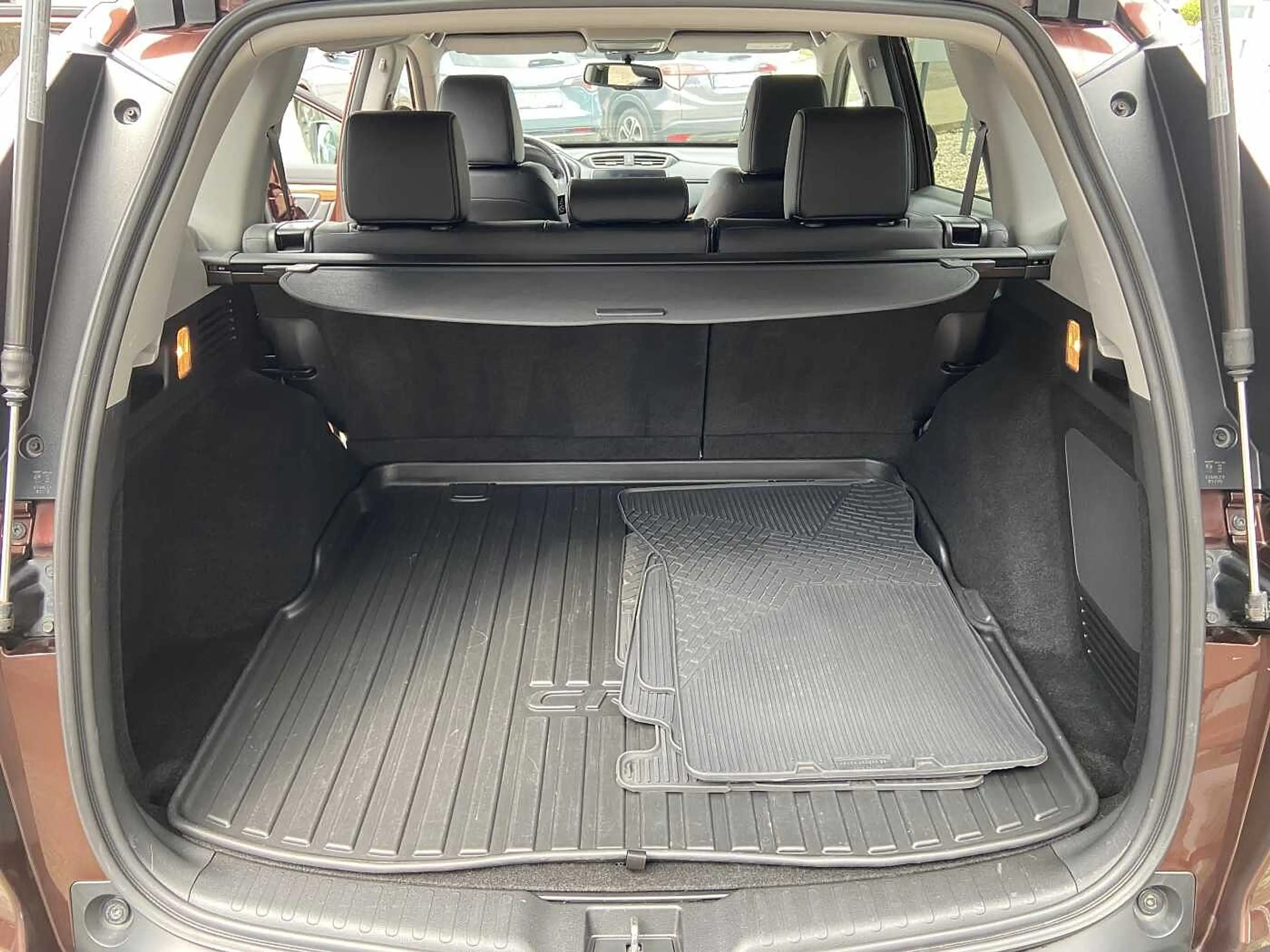Honda CR-V Hybrid 2.0 i-MMD 2WD Lifestyle — photo 12