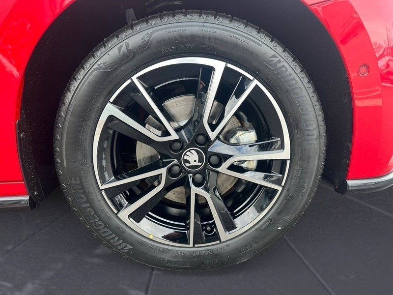 Skoda Fabia Monte Carlo 1,5 TSI 7-Gang-DSG — photo 9