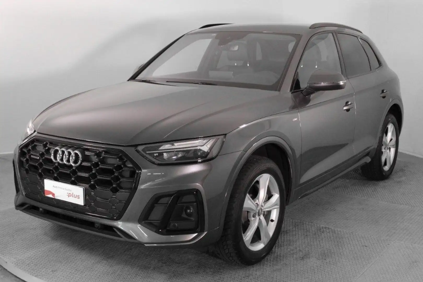 Audi Q5 40 TDI 204 CV quattro S tronic S line Grigio - 1
