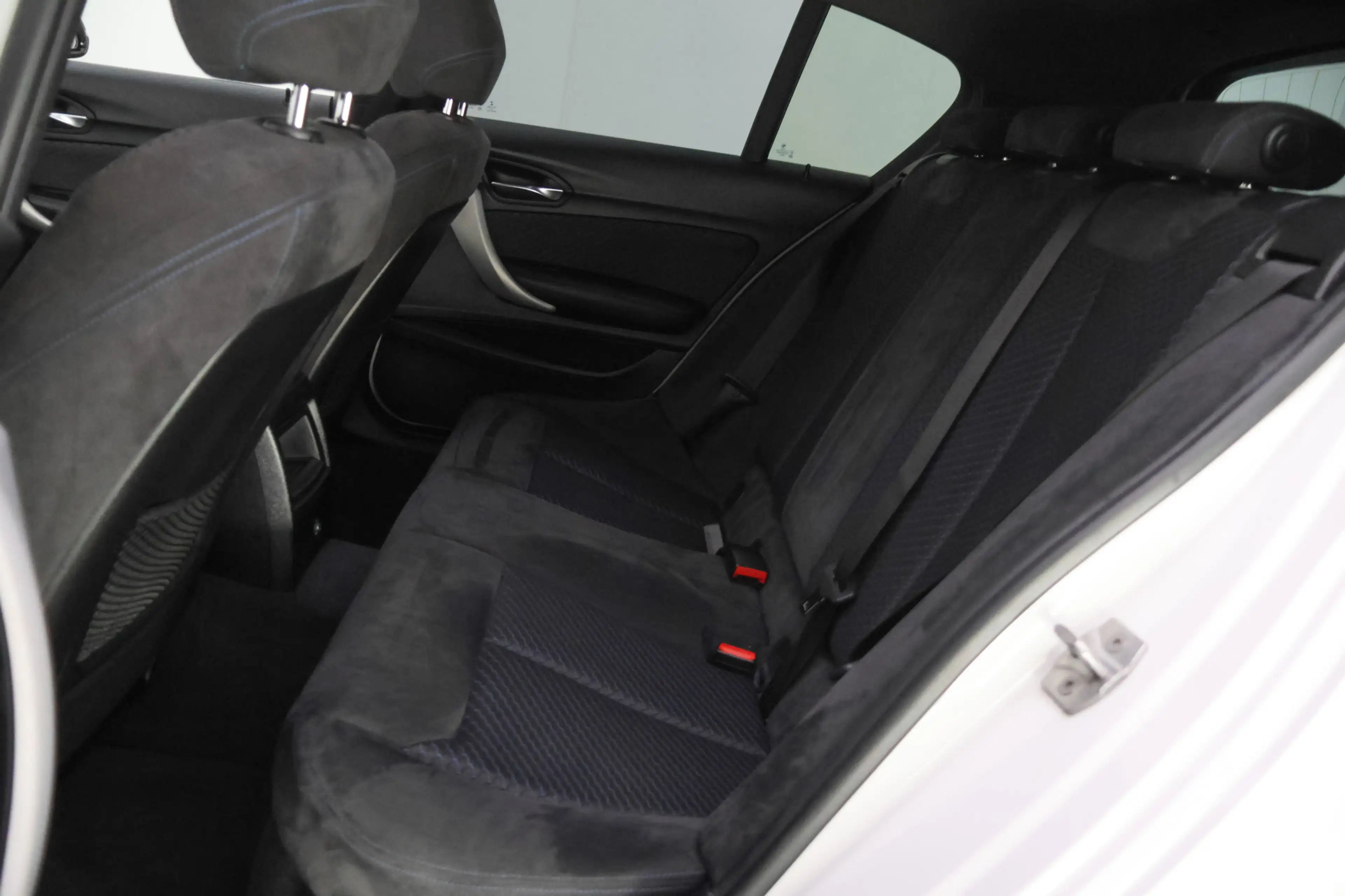 BMW 125 1-serie 125iA High Executive — photo 11