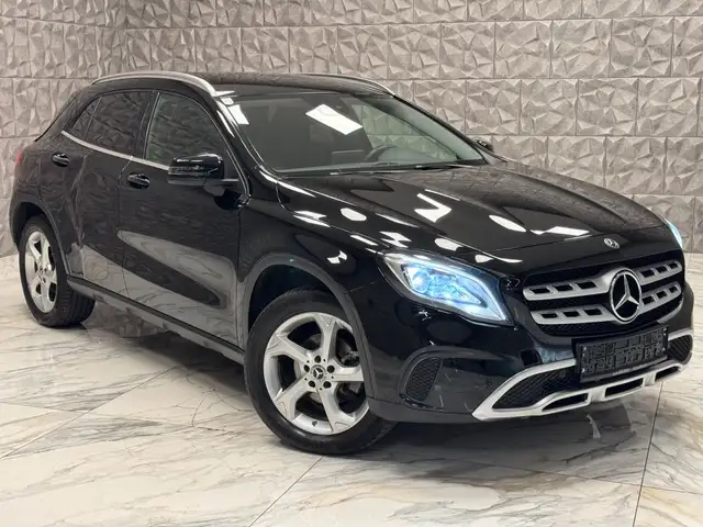 Mercedes-Benz GLA 200 CDI Urban*Teilleder-Navi-Voll Fahrbereit