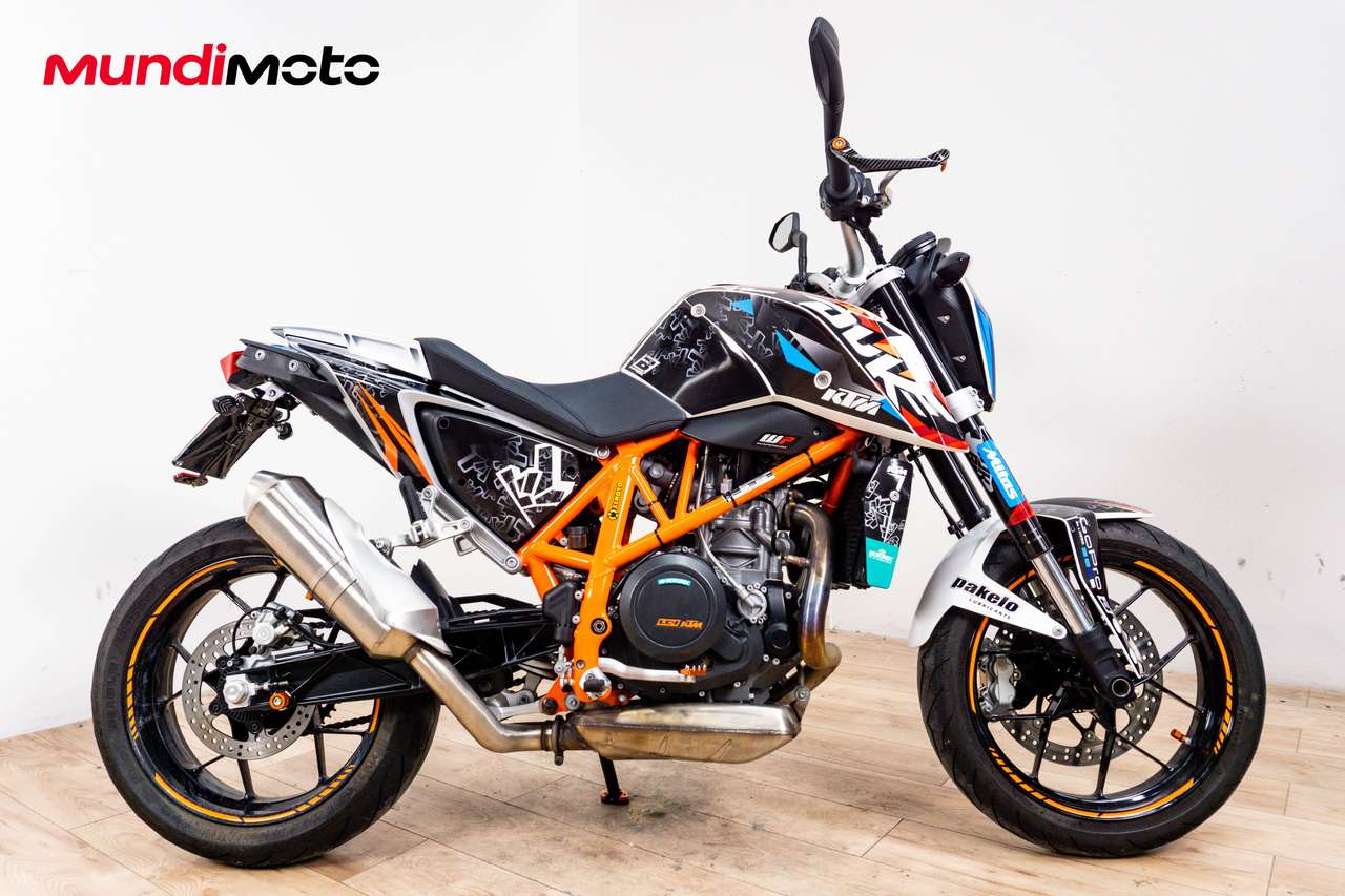 KTM 690 Duke