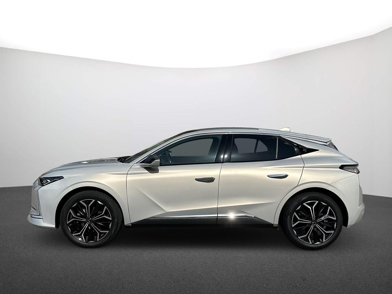 DS Automobiles DS 4 PERFORMANCE LINE + E-TENSE 225 (MY22) — photo 4