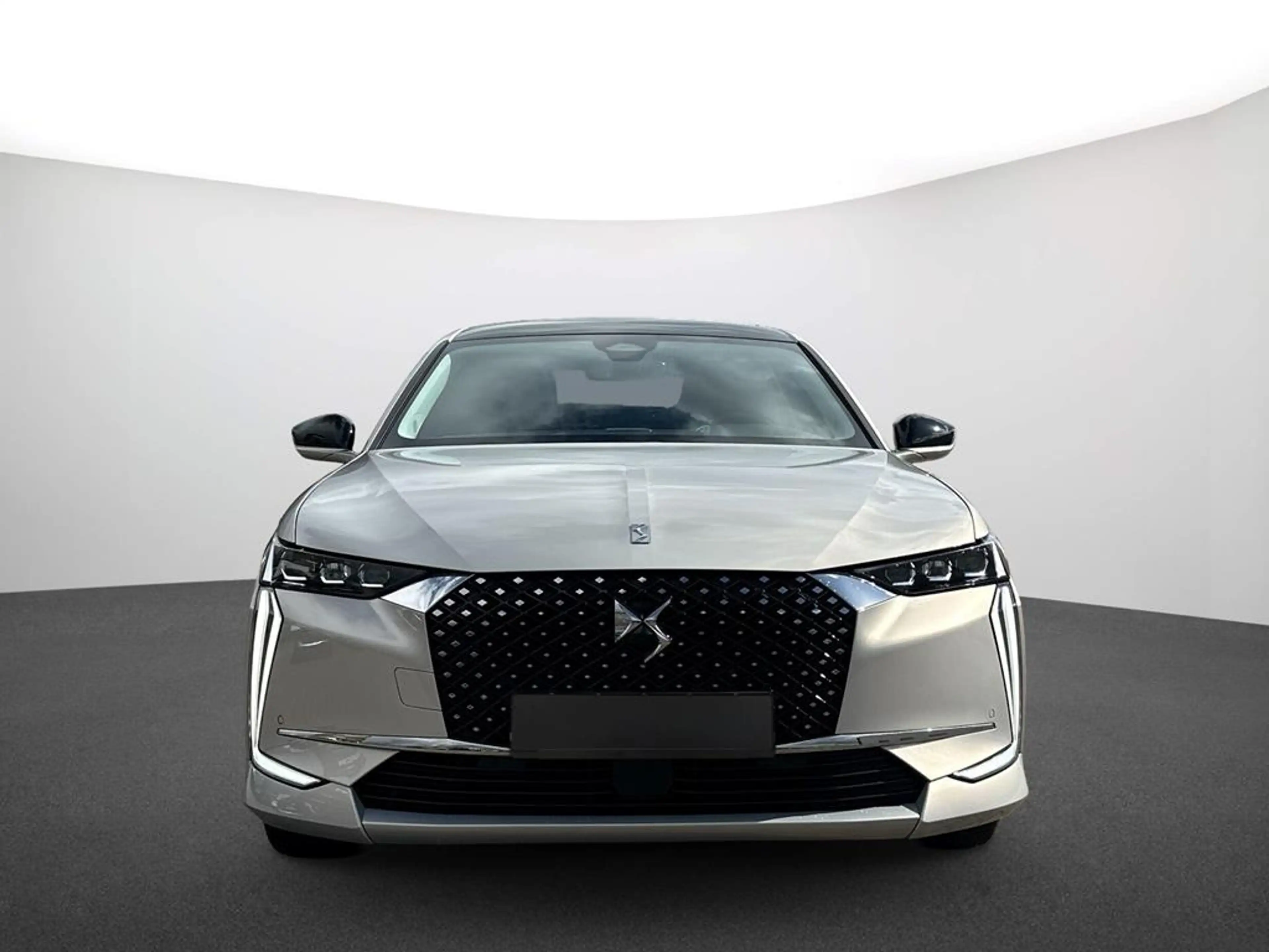 DS Automobiles DS 4 PERFORMANCE LINE + E-TENSE 225 (MY22) — photo 2