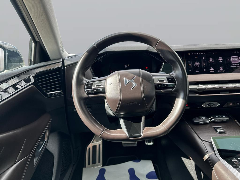 DS Automobiles DS 4 PERFORMANCE LINE + E-TENSE 225 (MY22) — photo 12