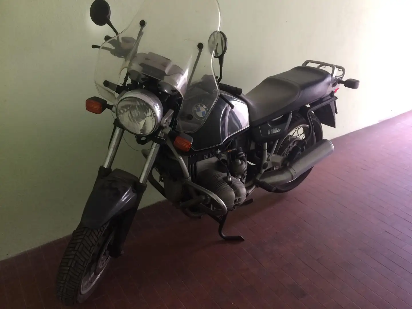 BMW R 100 R Negro - 2