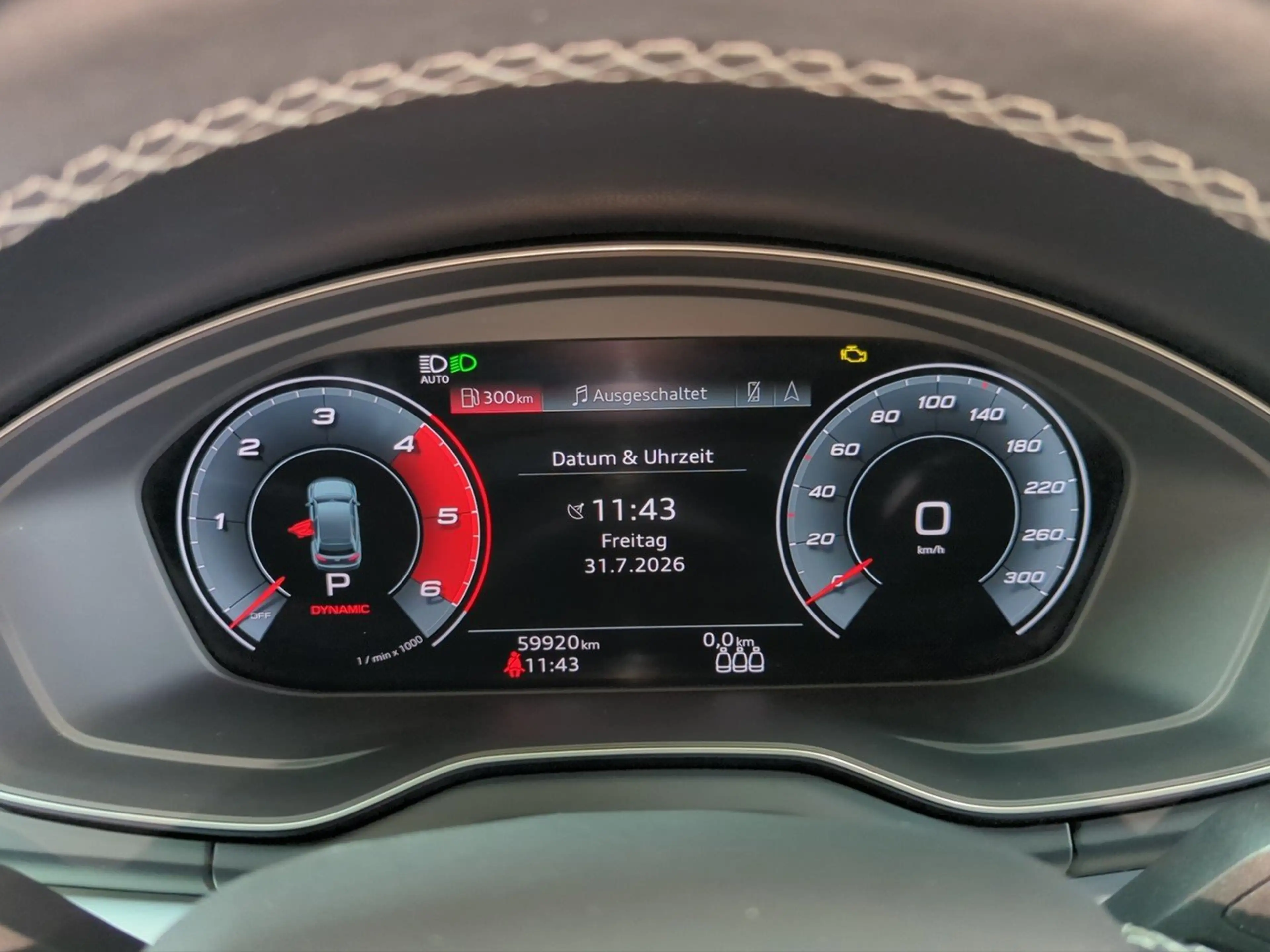 Audi SQ5 3.0 TDI quat tiptronic AHK LED PANO STHZG — photo 10