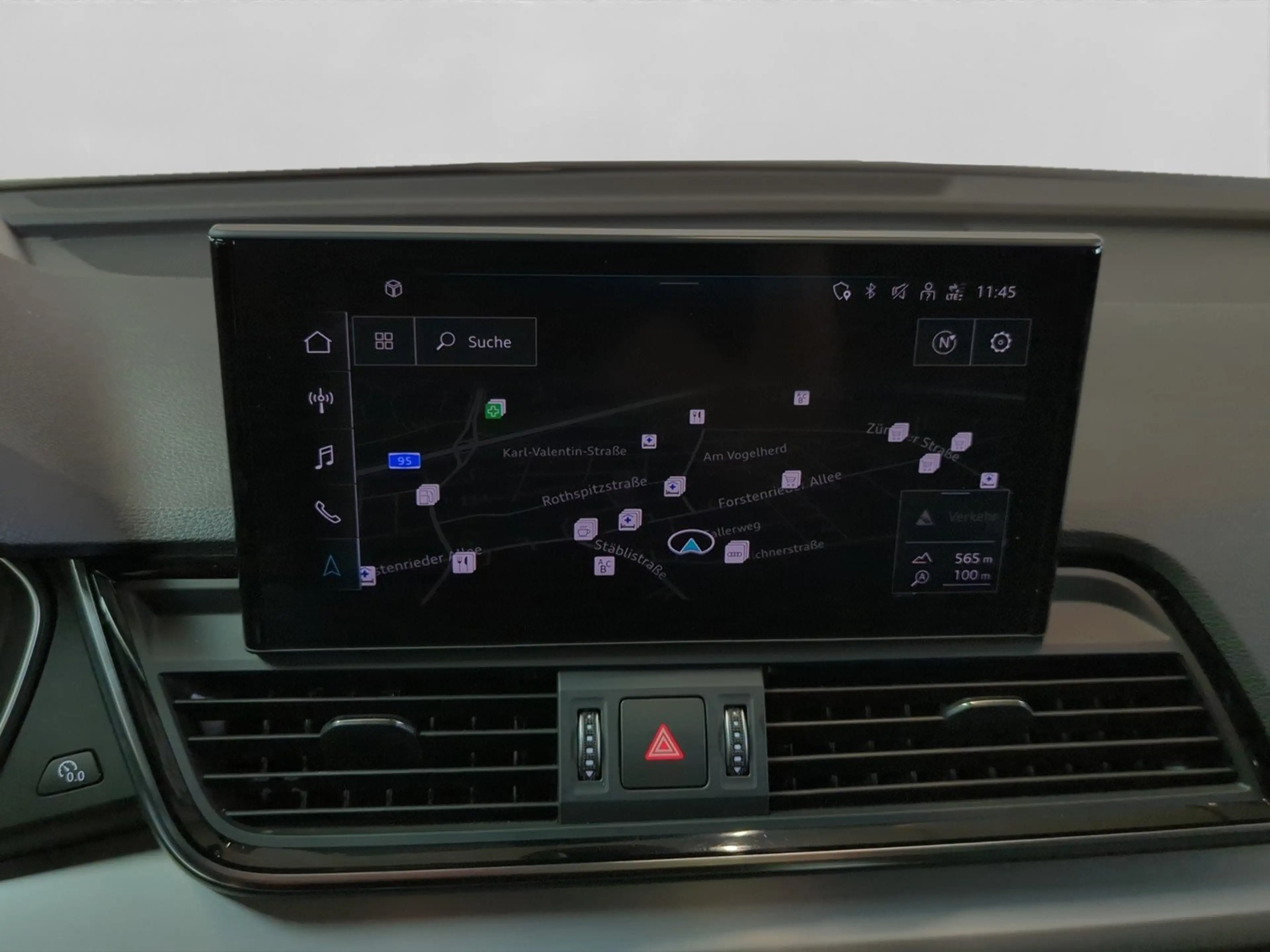 Audi SQ5 3.0 TDI quat tiptronic AHK LED PANO STHZG — photo 13