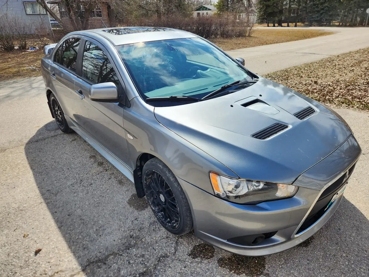 Mitsubishi Lancer снимка Mitsubishi Lancer