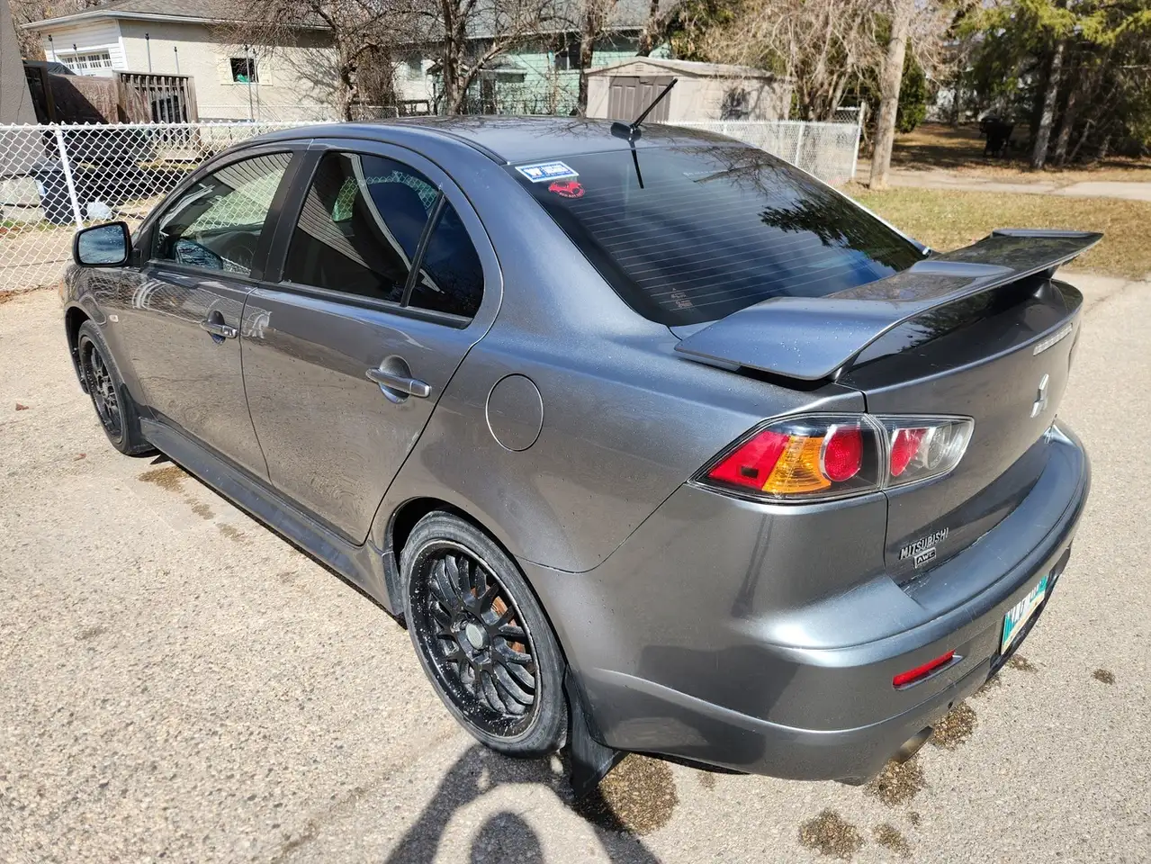 Mitsubishi Lancer снимка Mitsubishi Lancer