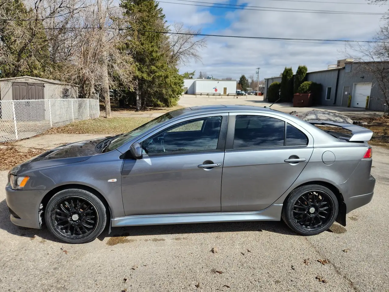Mitsubishi Lancer снимка Mitsubishi Lancer