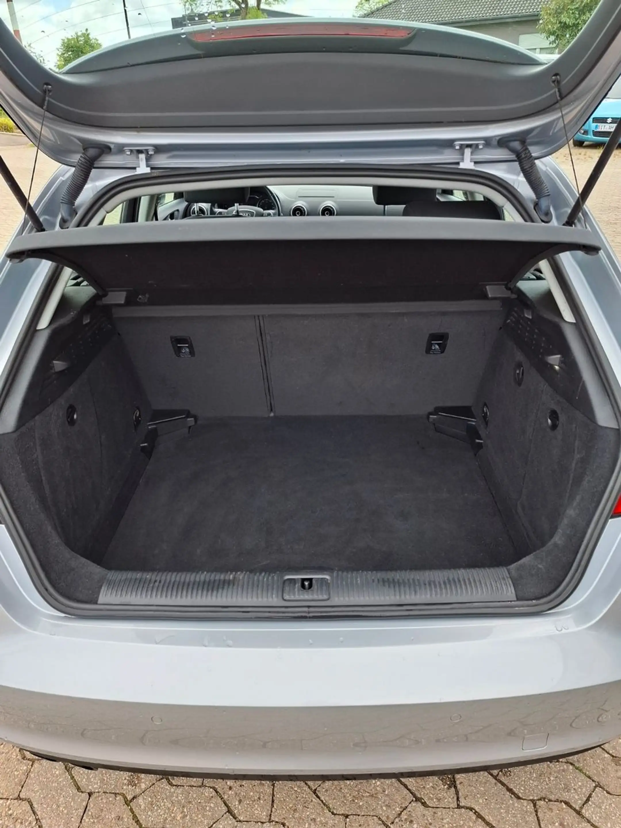 Audi A3 Sportback attraction — photo 11