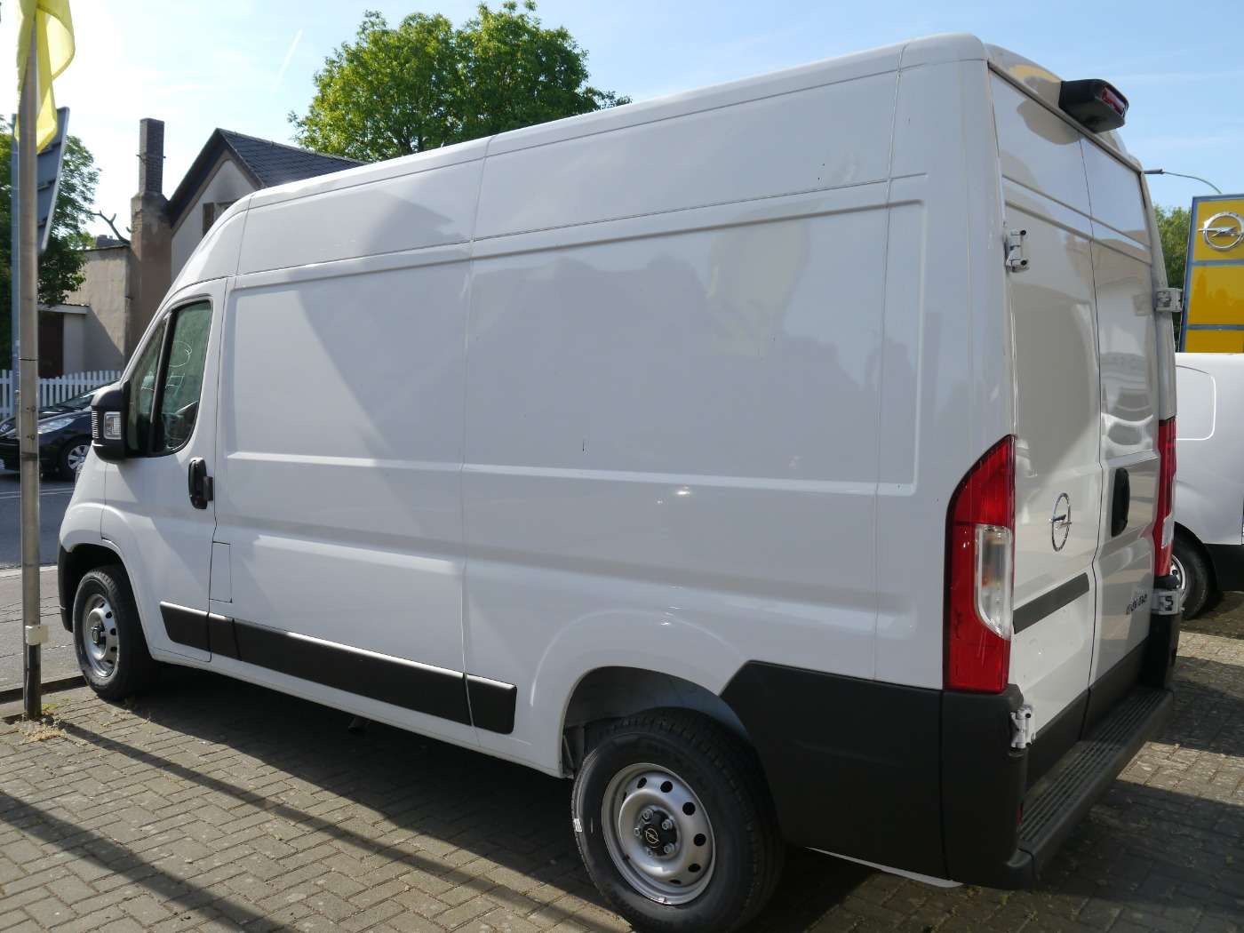 Opel Movano