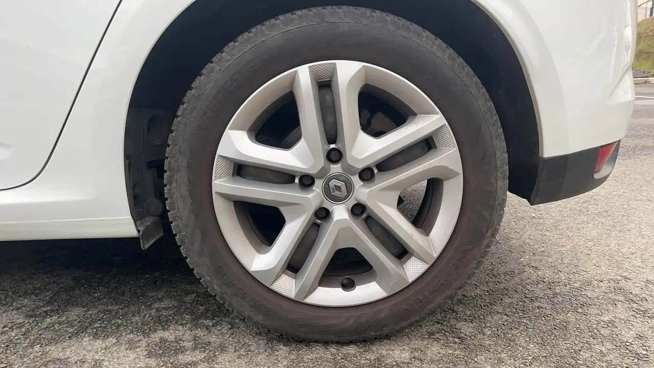 Renault Megane Berline — photo 19