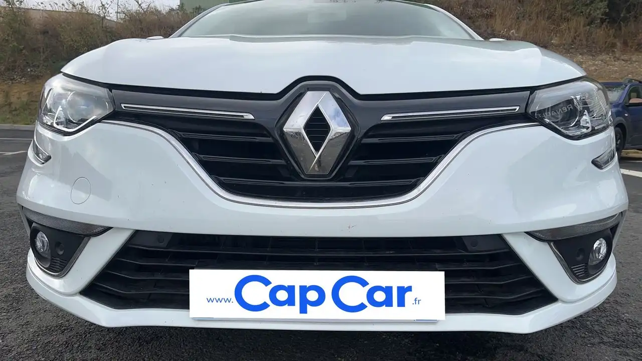 Renault Megane Berline — photo 20