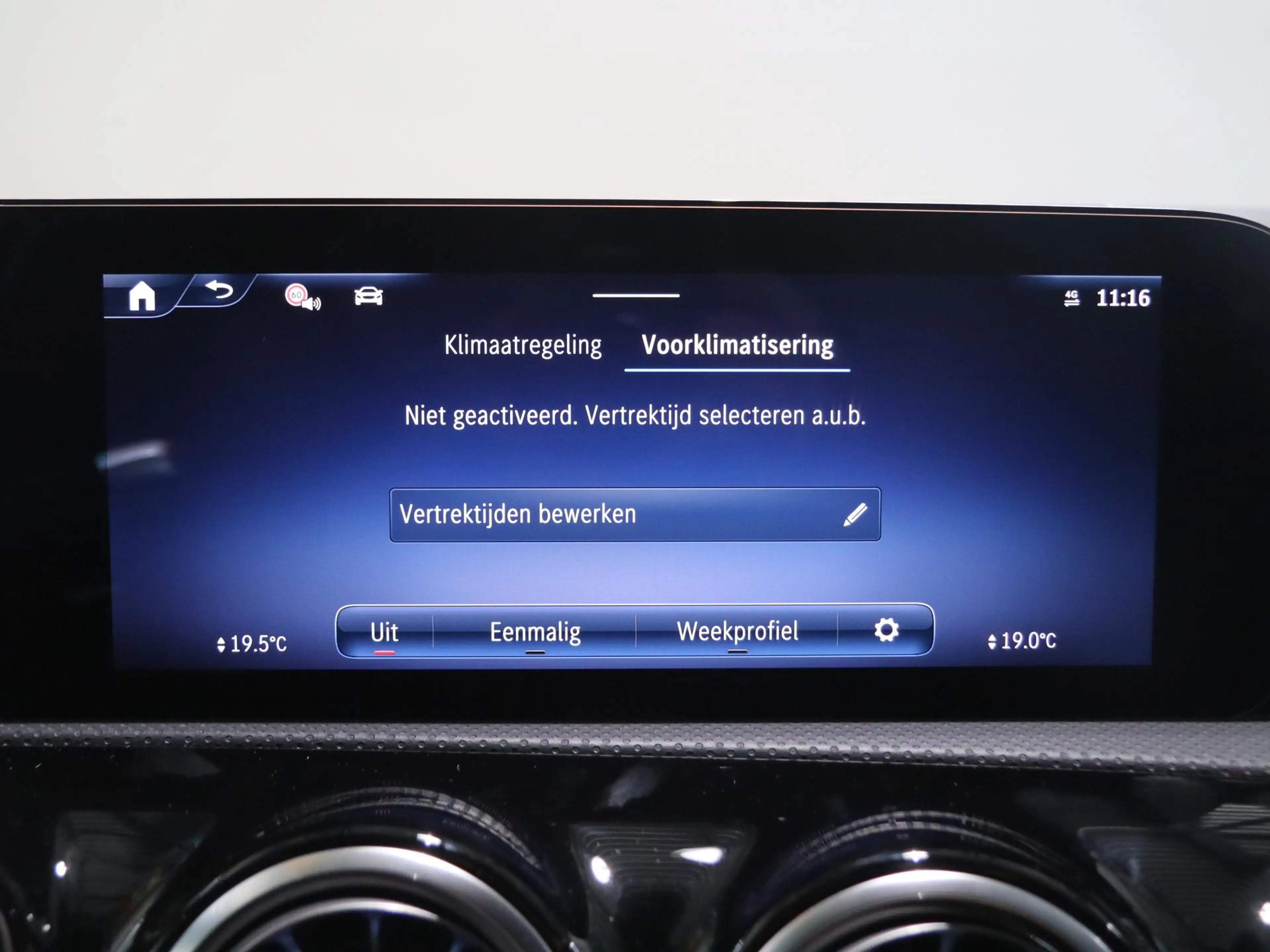 Mercedes-Benz A 250 250e Business Solution AMG | Panoramaschuifdak | S — photo 12
