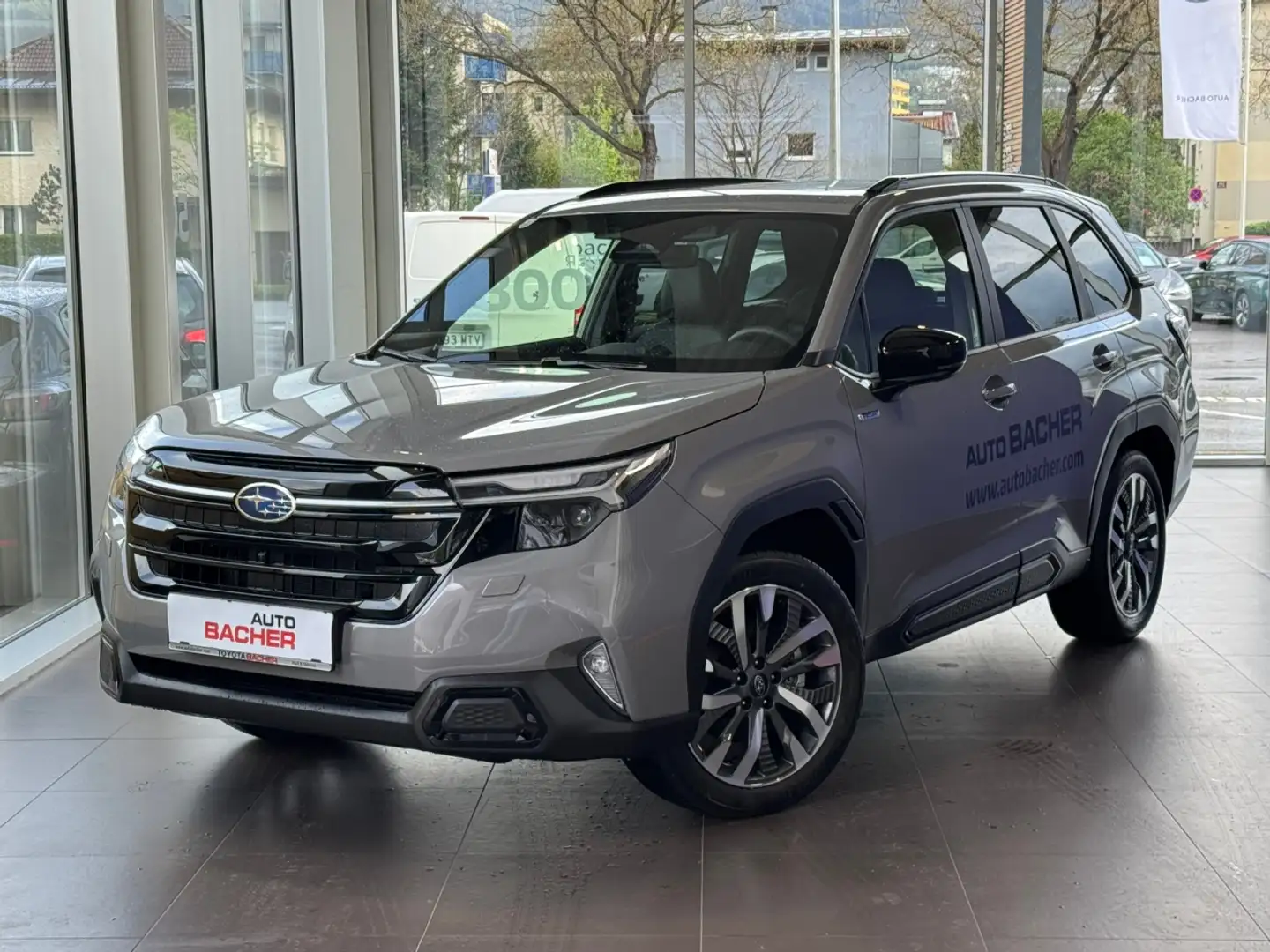 Subaru Forester Forester eBoxer Adventure Grau - 1