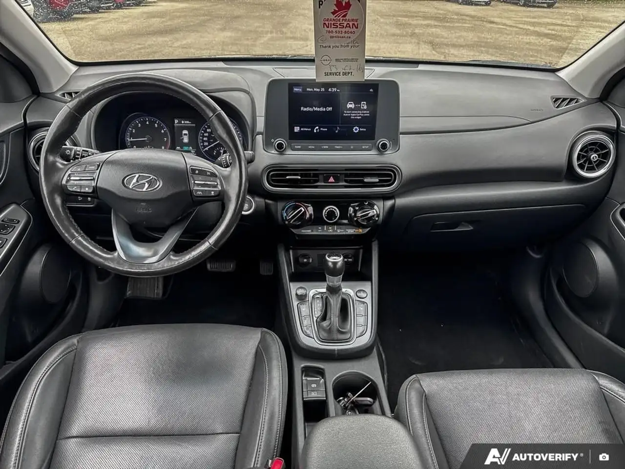Hyundai KONA снимка Hyundai KONA