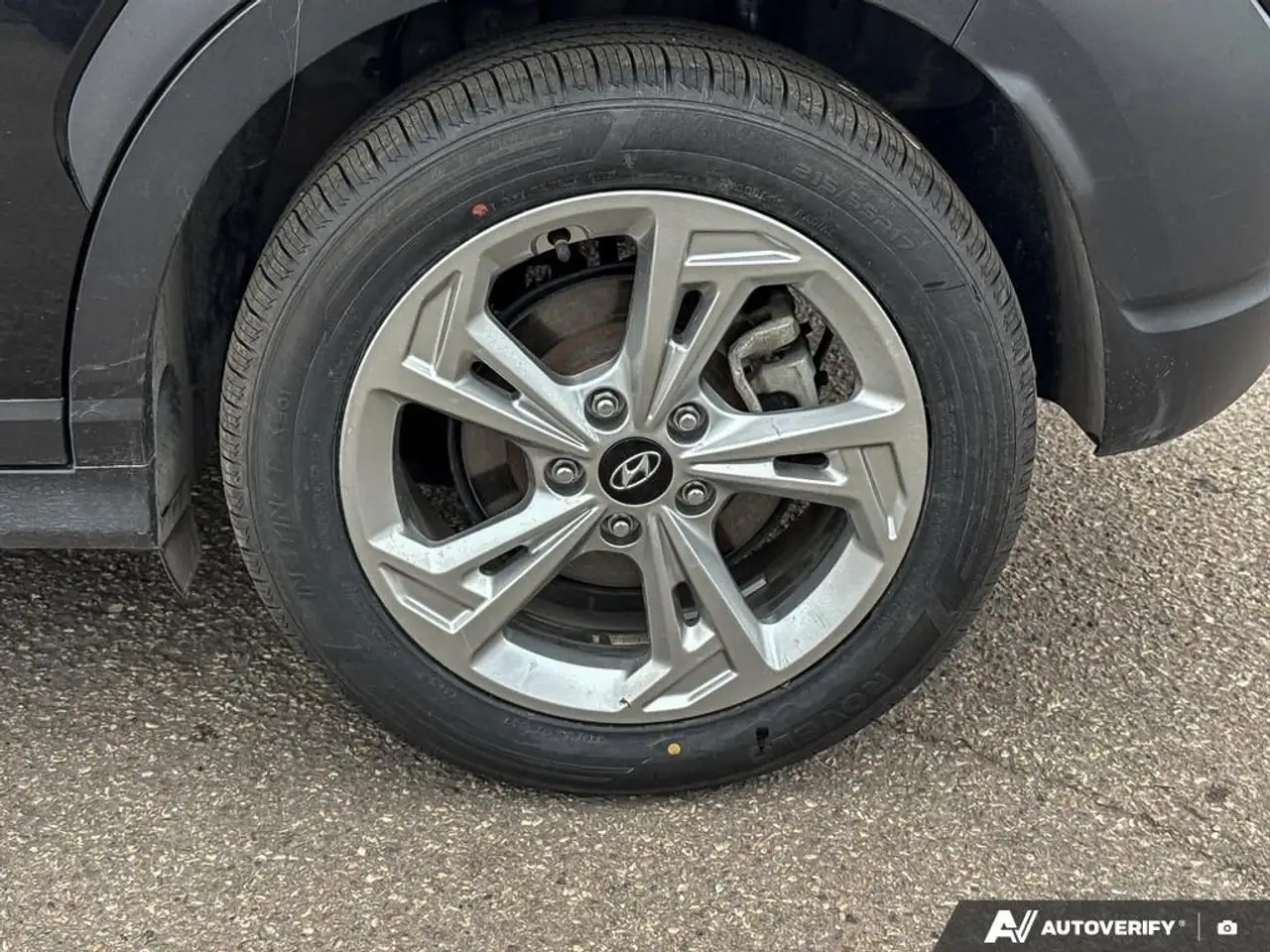 Hyundai KONA снимка Hyundai KONA