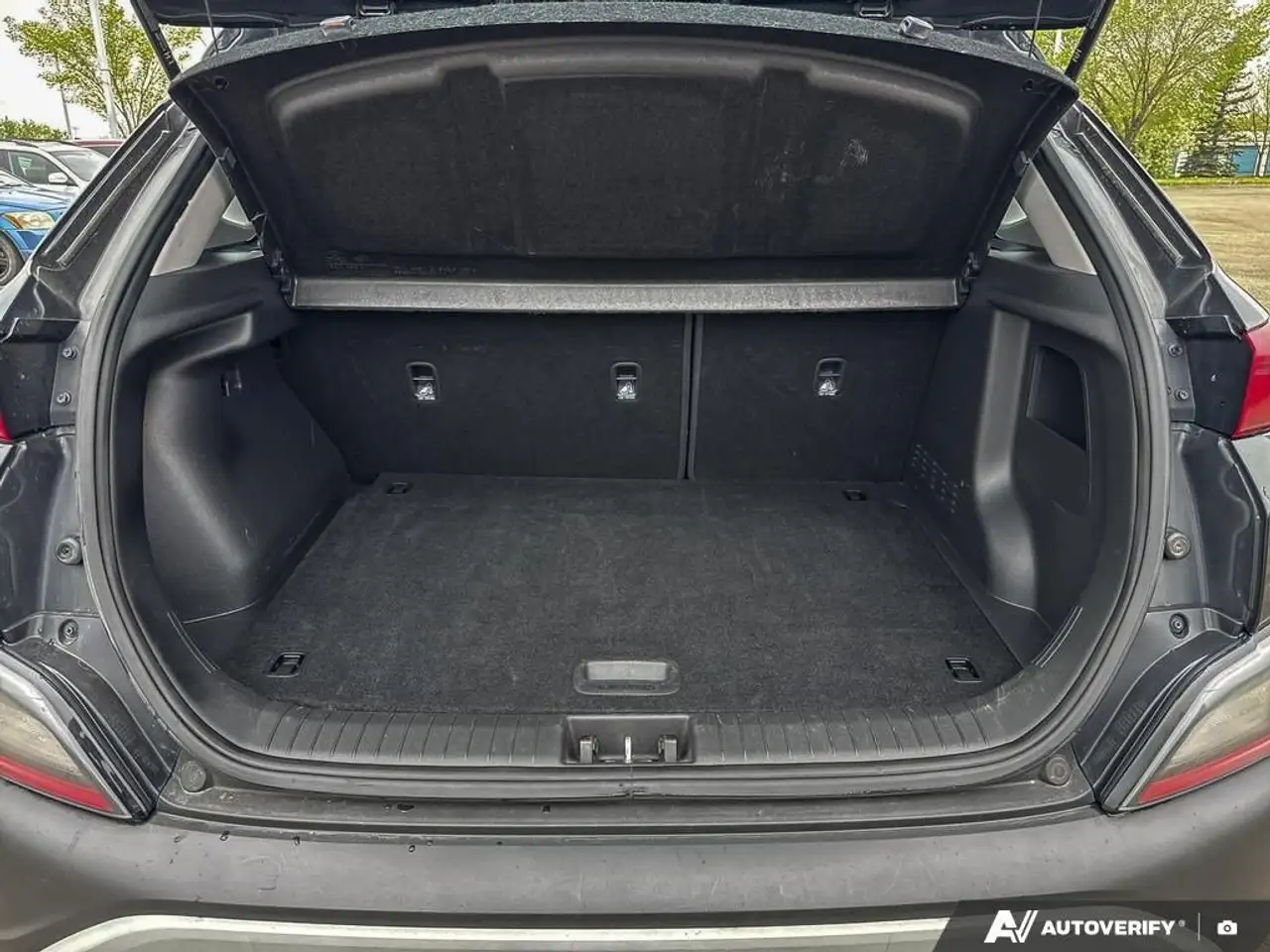 Hyundai KONA снимка Hyundai KONA