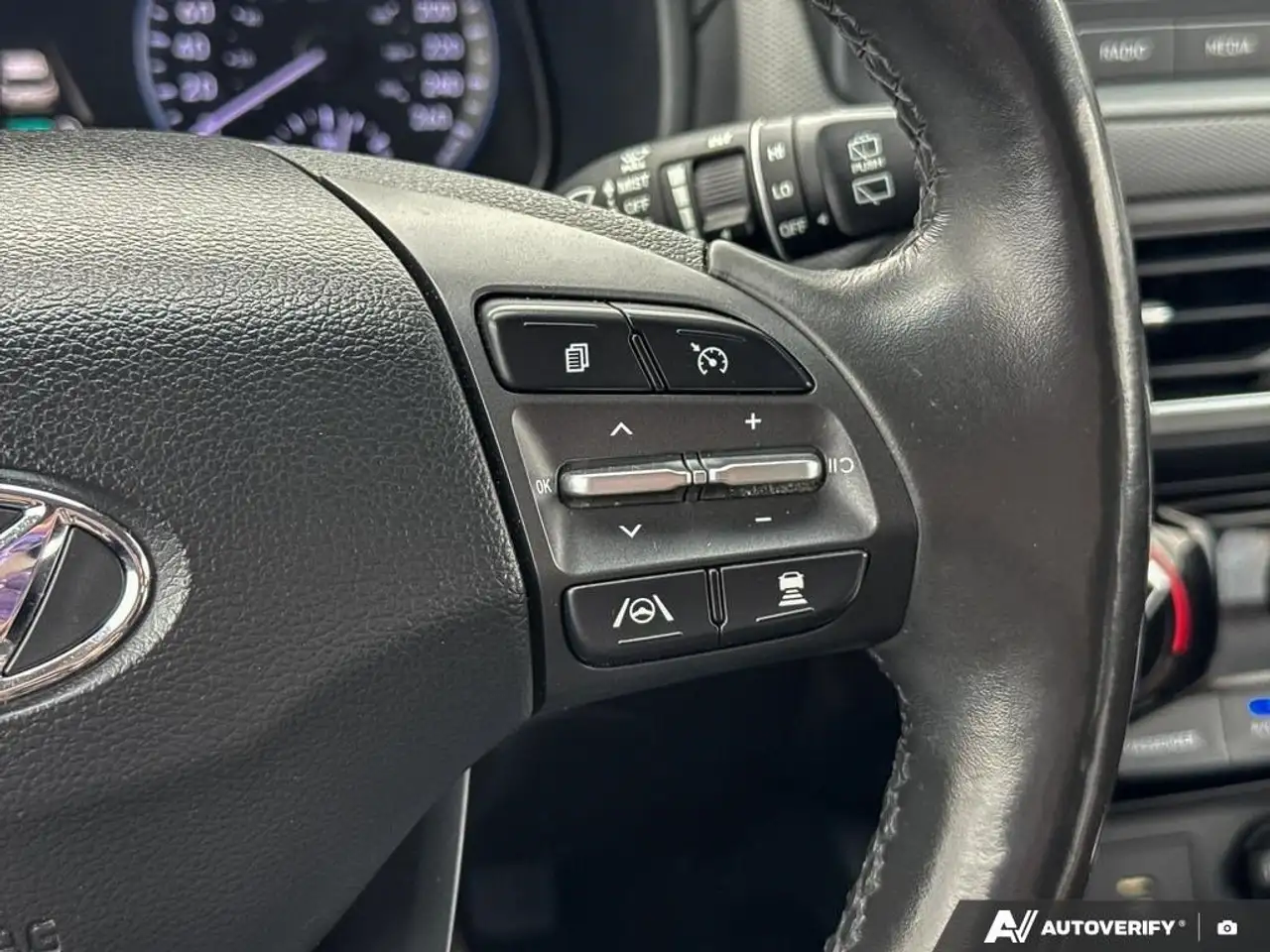Hyundai KONA снимка Hyundai KONA