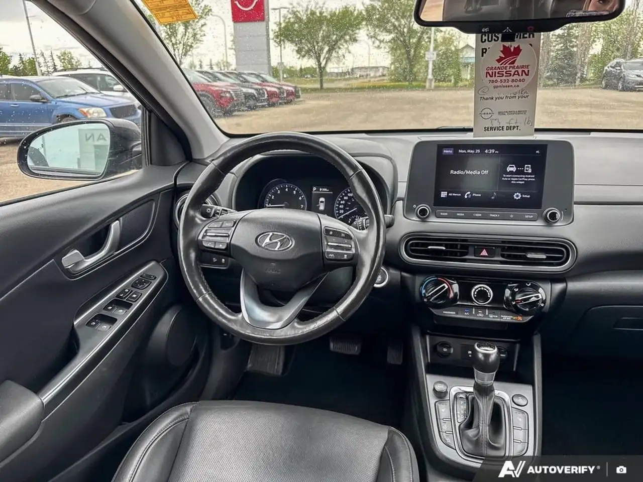 Hyundai KONA снимка Hyundai KONA