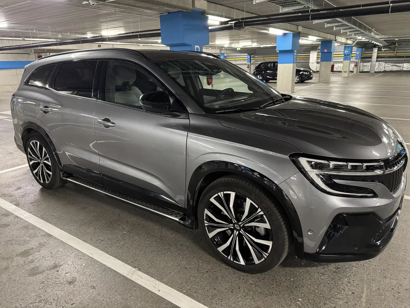 Renault Espace FULL OPTION E-TECH Full Hybrid 200 Iconic 7-Sitzer - 1