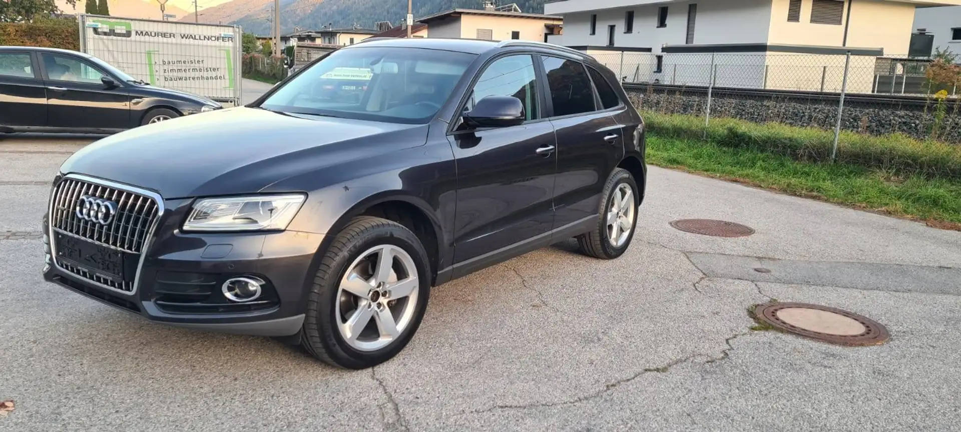 Audi Q5 Q5 2,0 TDI quattro Sport S-tronic Sport Grau - 1