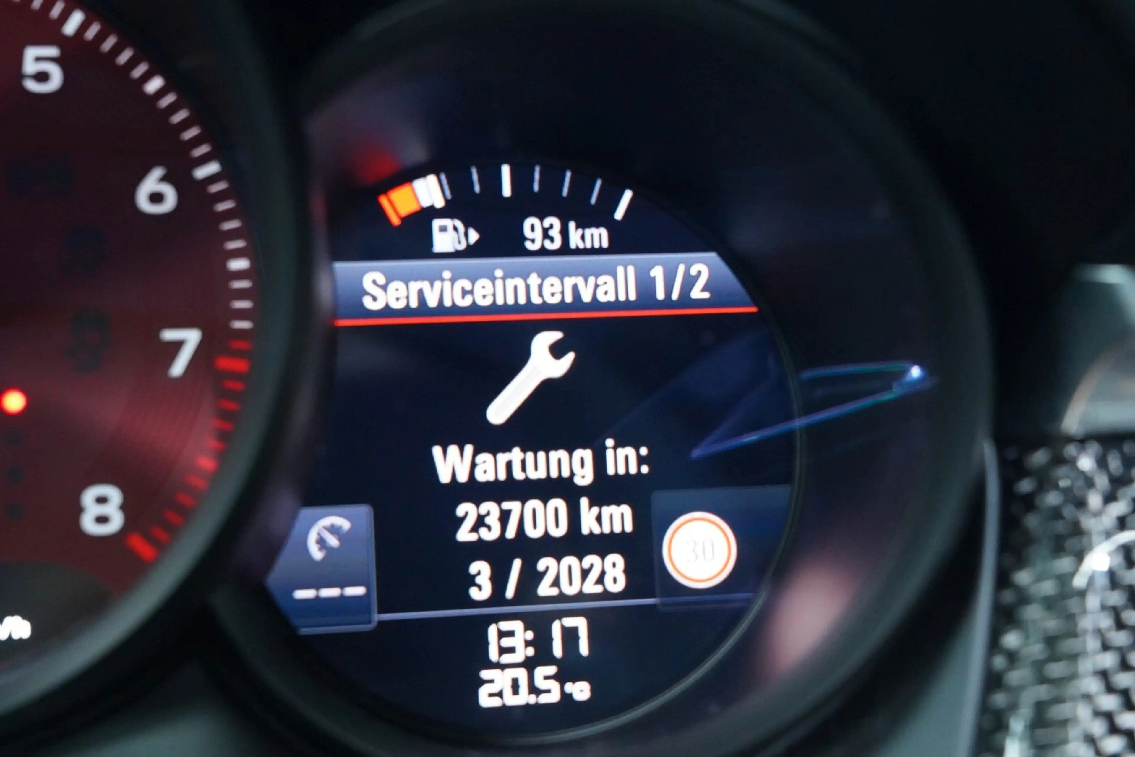 Porsche Macan GTS PDLS+/KREIDE/CHRONO/PANO/AHK/ACC/CARBN — photo 15