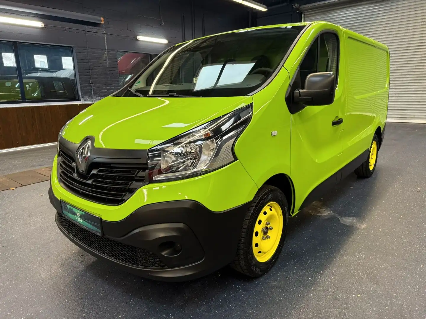 Renault Trafic Kasten L1H1 2,9t Komfort Klima Keyless Grün - 2