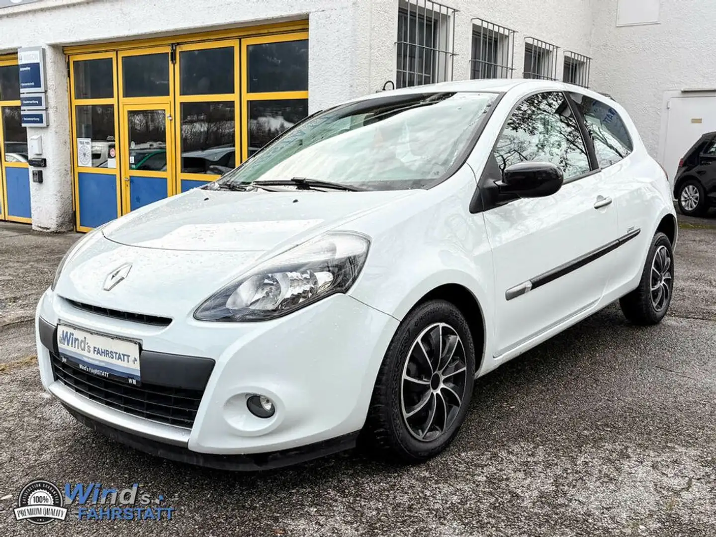 Renault Clio Dynamique TCE 100 Low Emission Weiß - 1