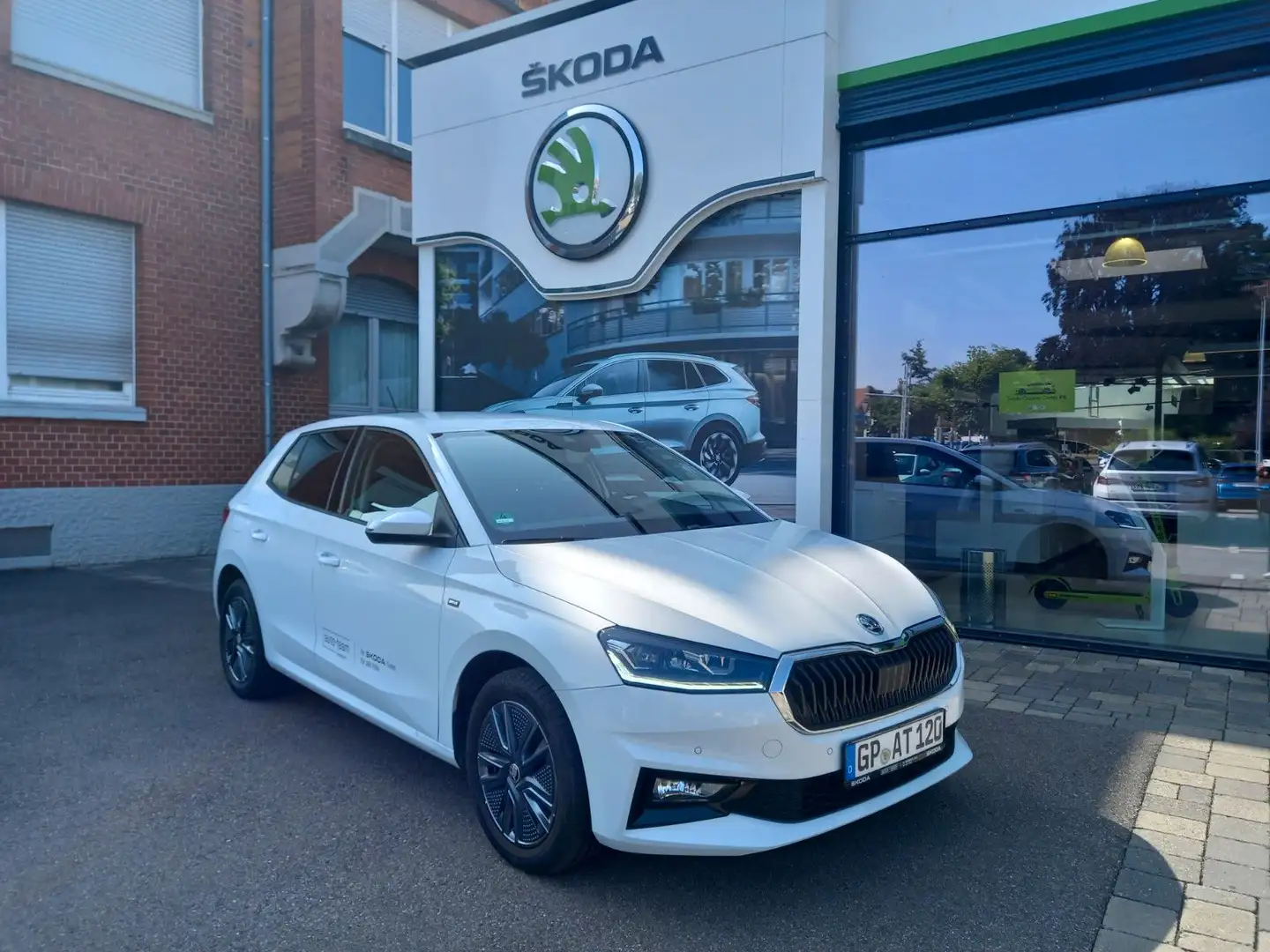 Skoda Fabia Drive 1,0 TSI 70 kW 5-Gang-Schaltg. Weiß - 1