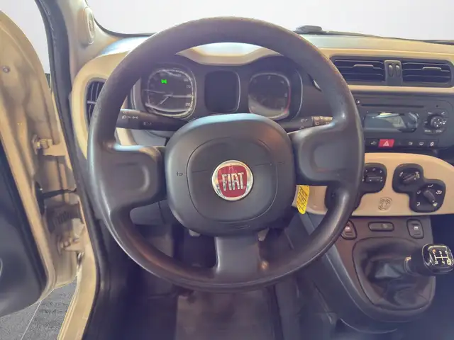 Fiat Panda view 8