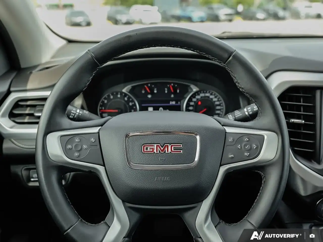 GMC Acadia fotografie GMC Acadia