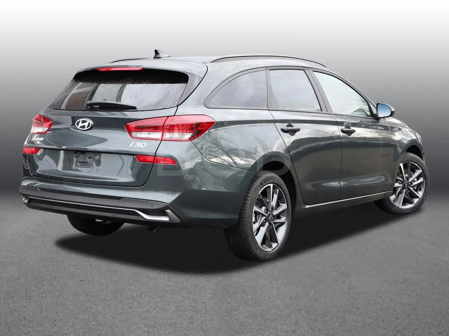 Hyundai i30 Kombi 1.5 T-GDI 48V 7-DCT ADVANTAGE Pano Grün - 2