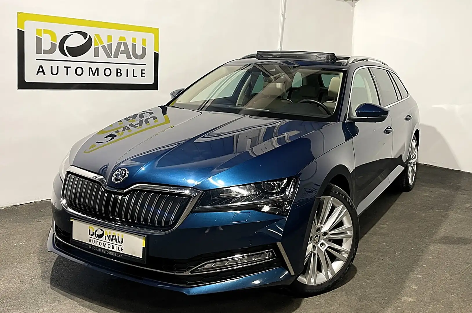 Skoda Superb Kombi 1,4 TSI PHEV Style DSG * ACC * 19" * ERST... Blau - 1