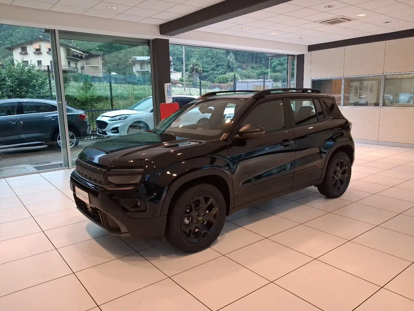 Jeep Avenger 1.2 Turbo 145 CV MHEV 4xe Upland Czarny - 1