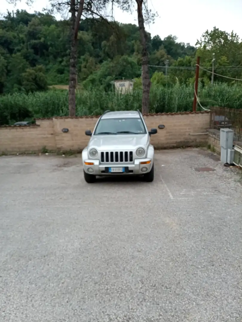 Jeep Liberty 2.8 CRD limited Argent - 2