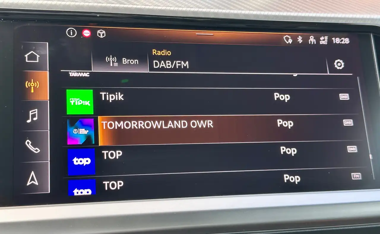 Audi Q4 82 kWh 40 S-LINE/HuD/ACC/CAMERA/LEDER/AMBI/CARPLAY/VIRTUAL, миниатюра 20
