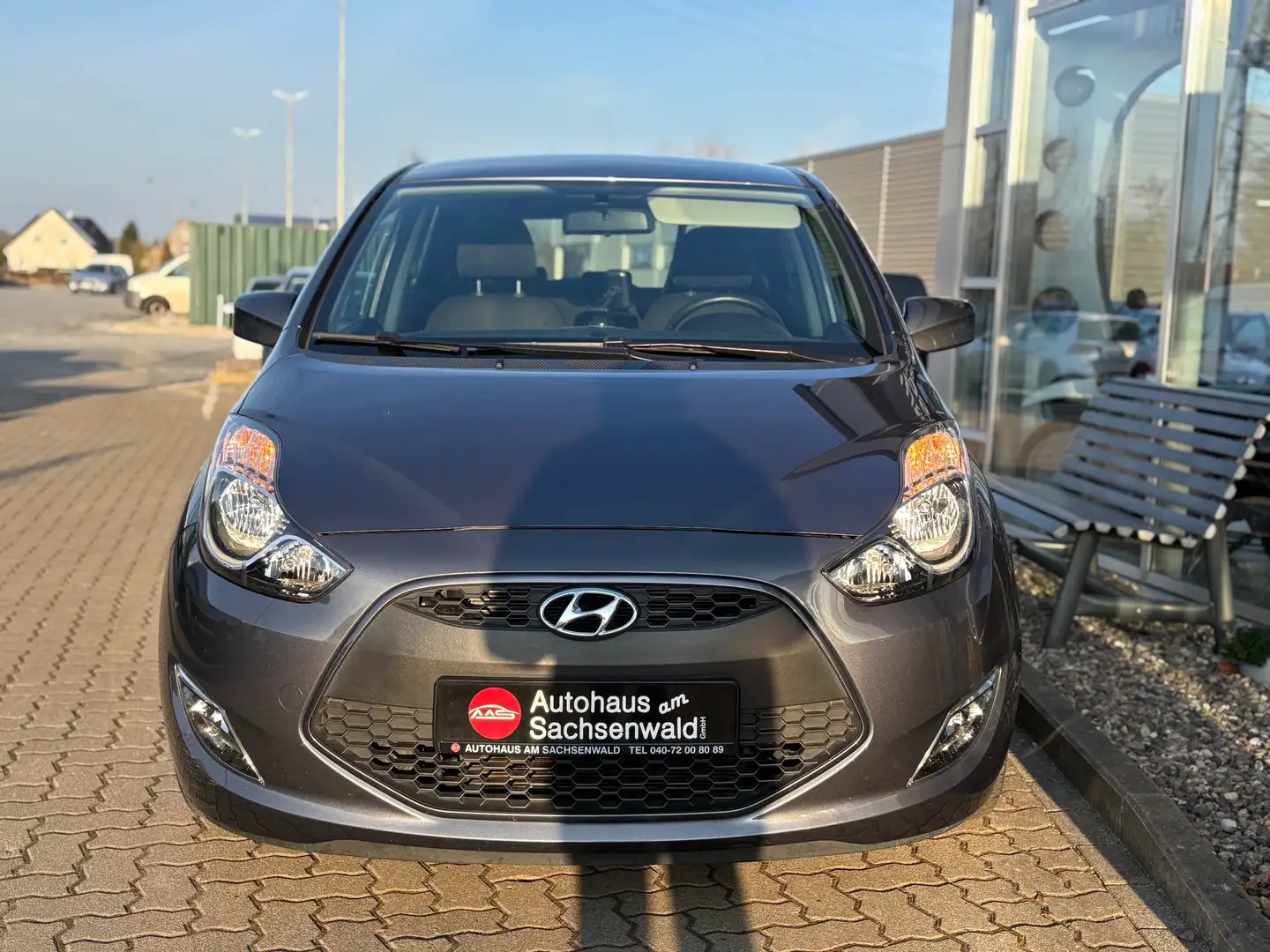 Hyundai iX20 ix20 1.6 Automatik Space+ Grau - 2