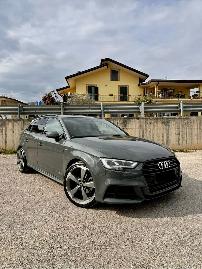 Audi A3 Sportback 2.0 tdi Sport 150cv s-tronic Grigio - 1