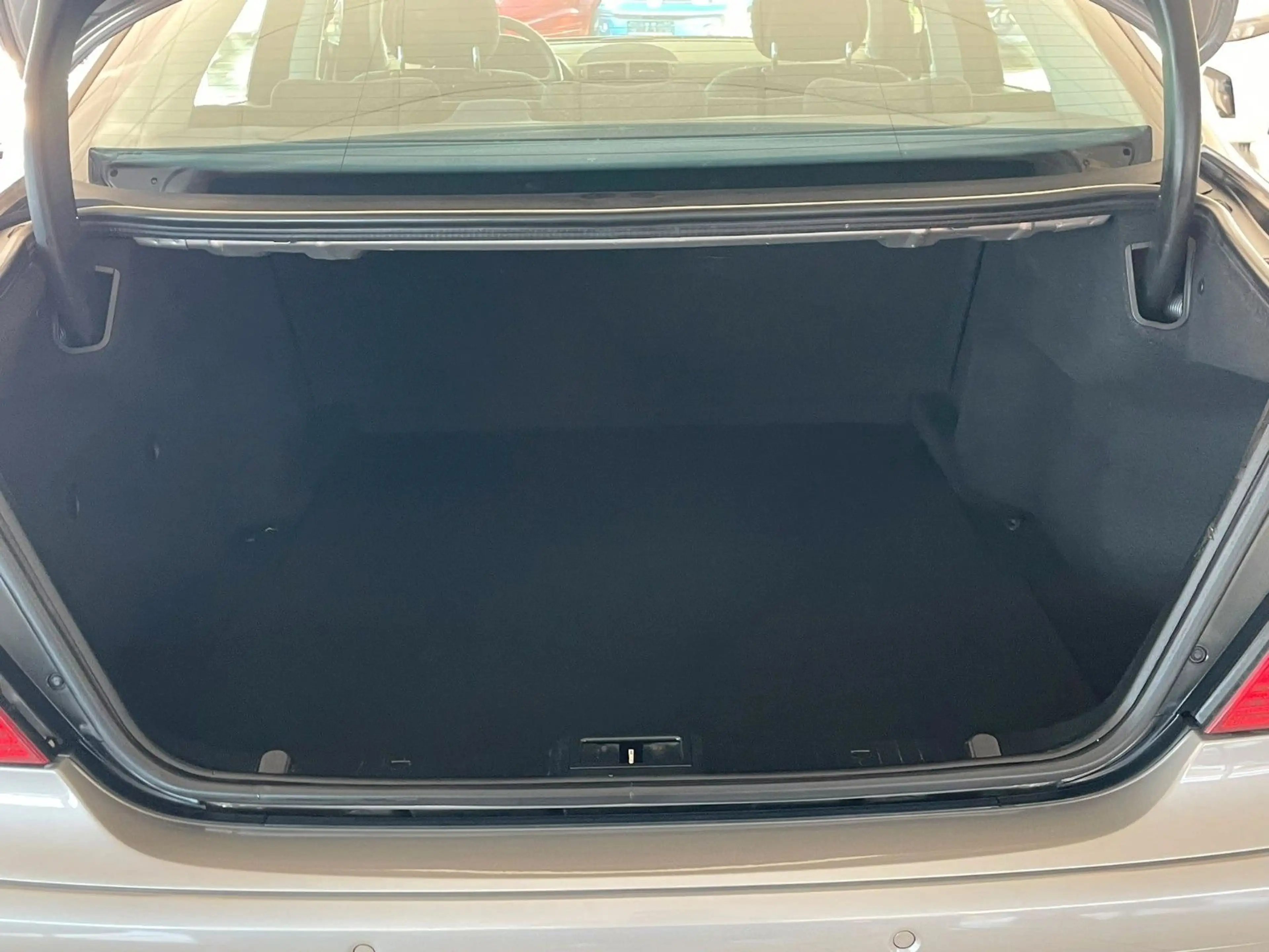 Mercedes-Benz E 200 Kompressor+Scheckheft+Klima+AHK+Tempomat — photo 5