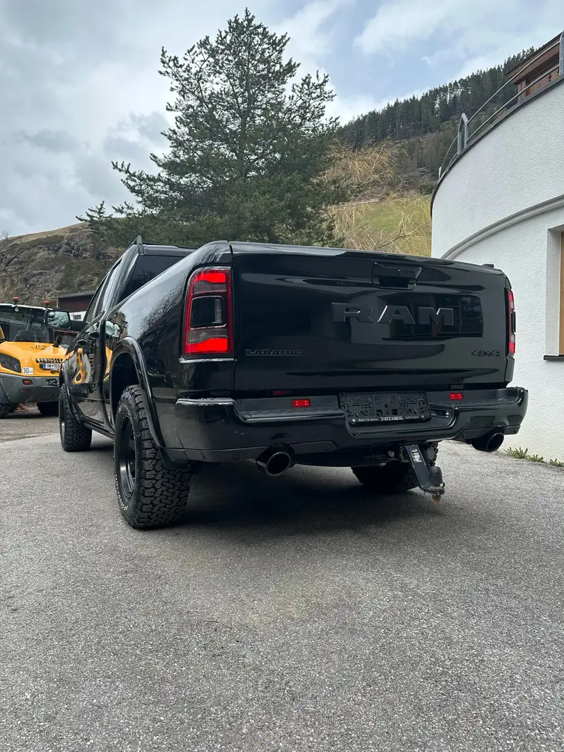 RAM 1500 Laramie 1500 Quad Cab Negru - 2