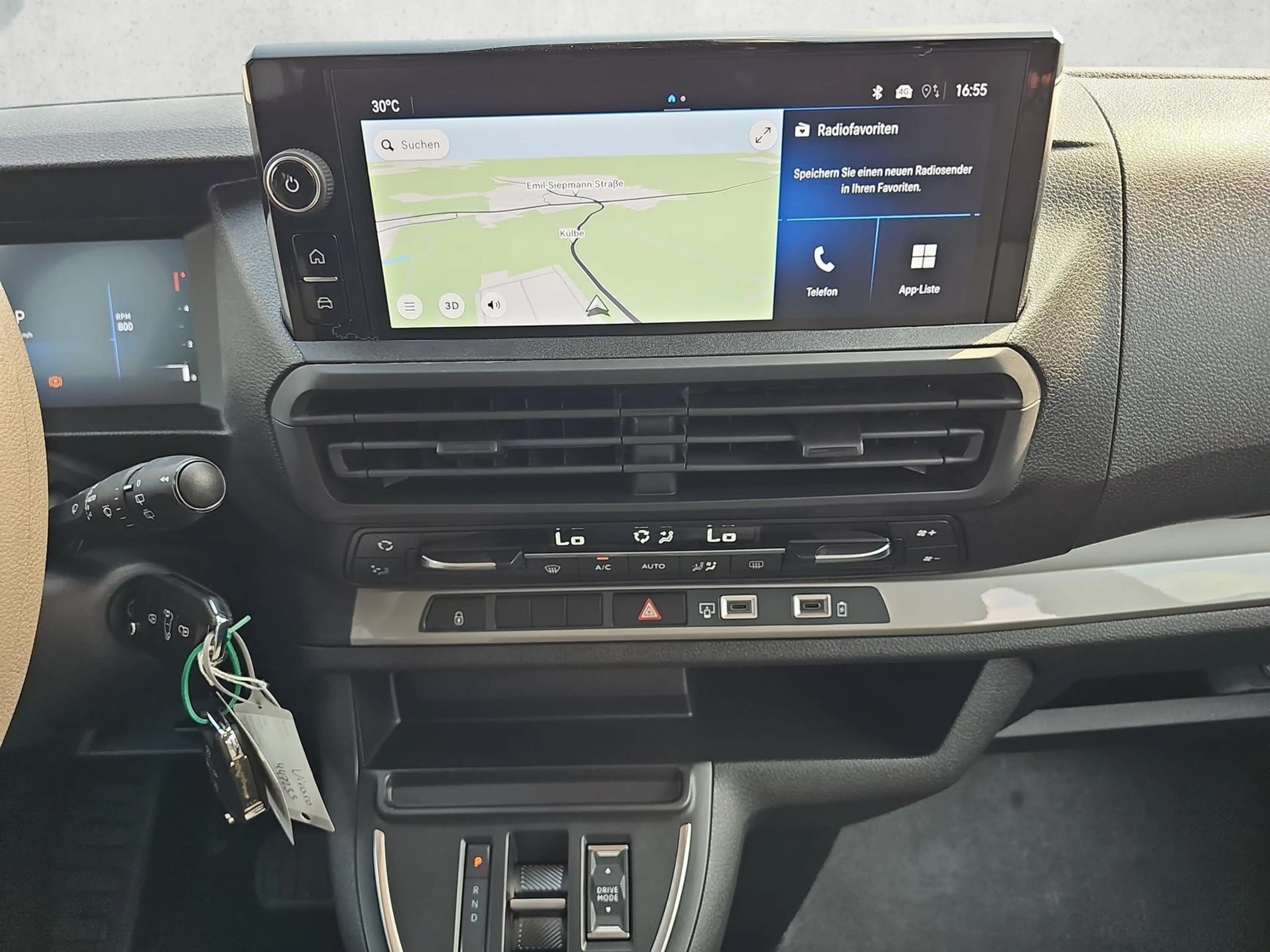 Opel Vivaro XL Kombi 2.2 Diesel Autom. Navi / Kamera 132 kW... — photo 12