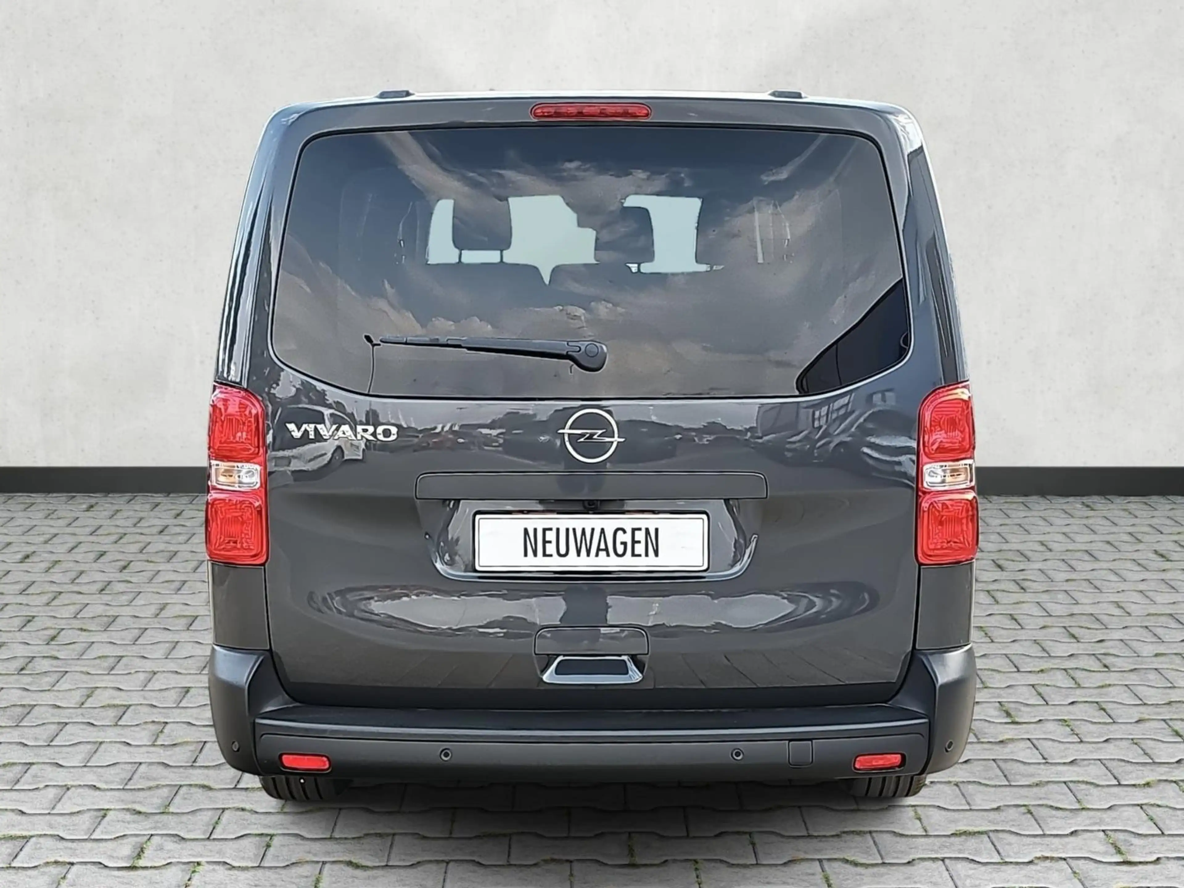 Opel Vivaro XL Kombi 2.2 Diesel Autom. Navi / Kamera 132 kW... — photo 6