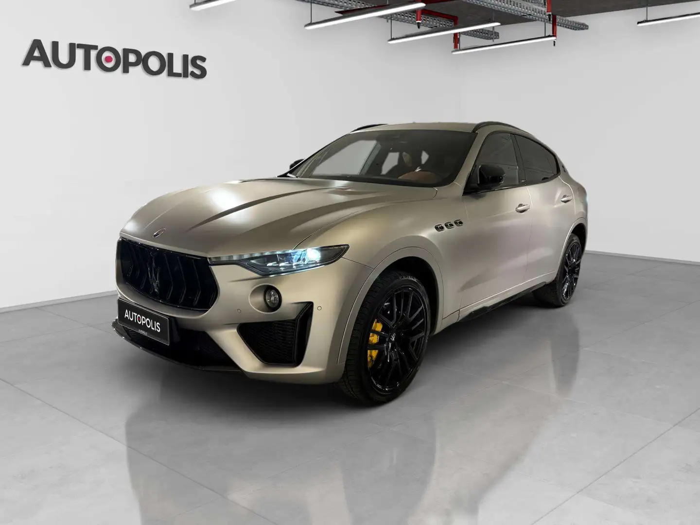 Maserati Levante Trofeo 1/100 Gris - 1