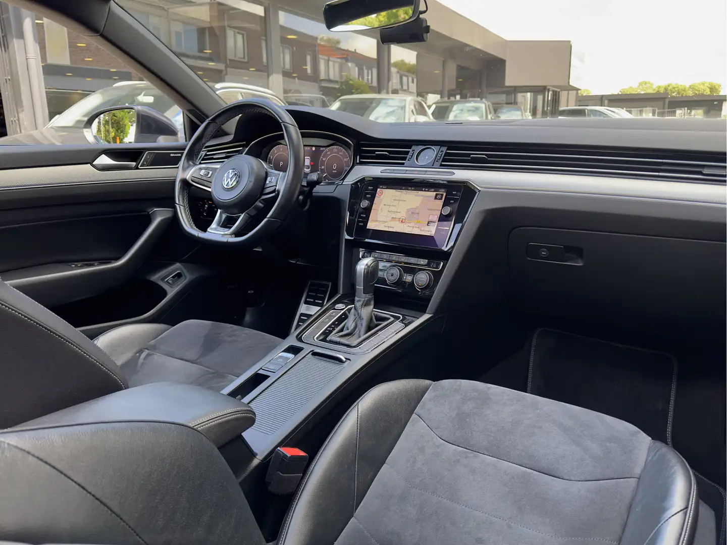 Volkswagen Arteon 1.5 TSI AUT7 3XR-LINE 180PK PANODAK LEDER 20 INCH- Grijs - 2