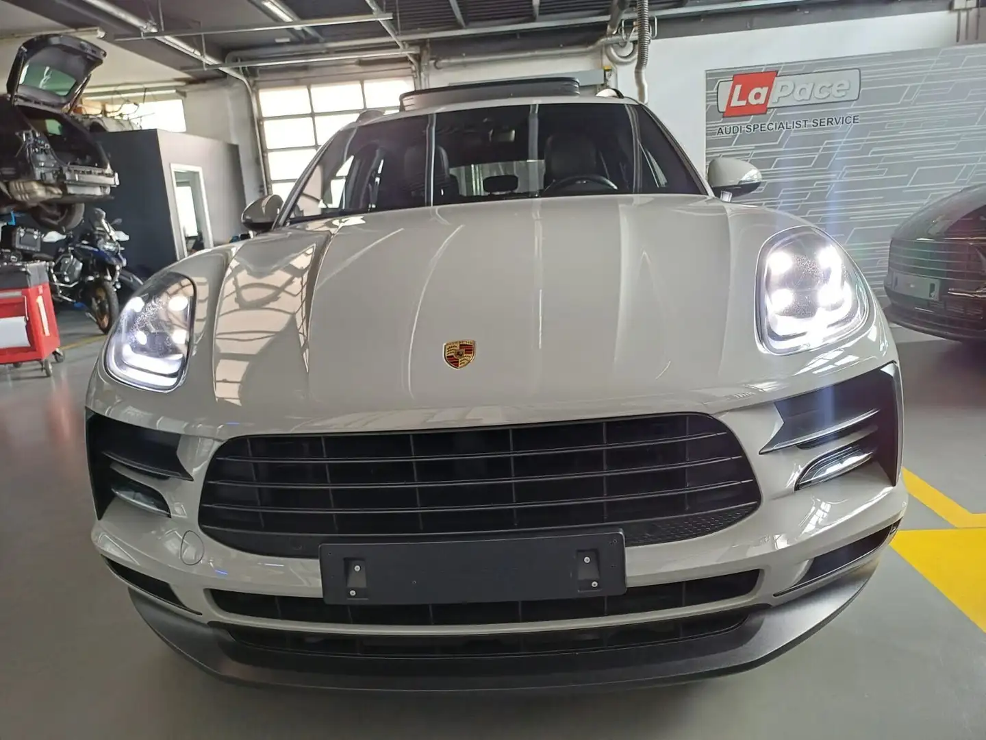 Porsche Macan 2.0 245cv PDK Gris - 2